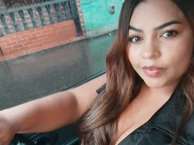 Sexcam von EsmeraldaGreen