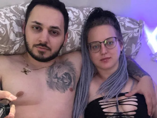 Sexcam von Millie + Flinn