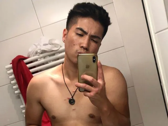 Sexcam von AsiaFyn + Luce