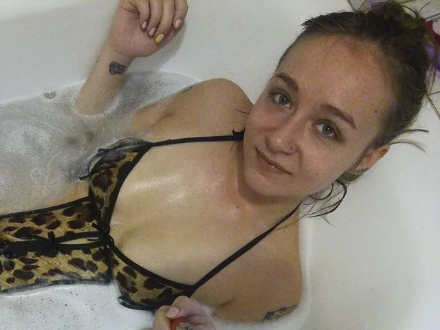Sexcam von PeachyLola