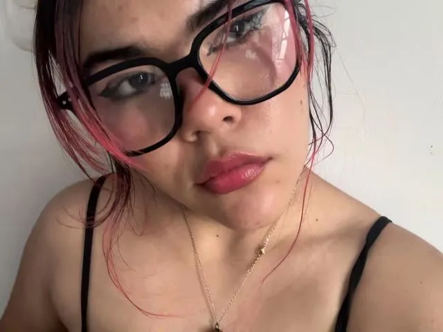 zur LiveCam von allieBootty