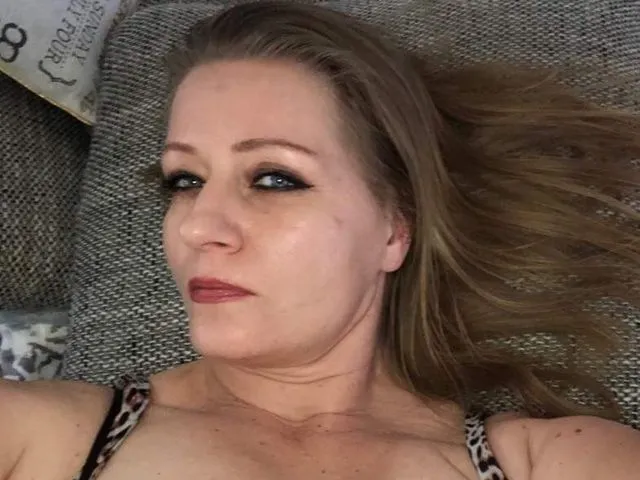 Sexcam von Nadine