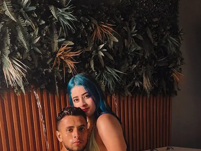 Sexcam von IsabellaHart + Noah