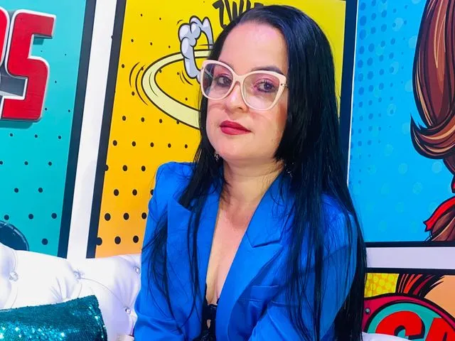 Sexcam von RoxanaMilf