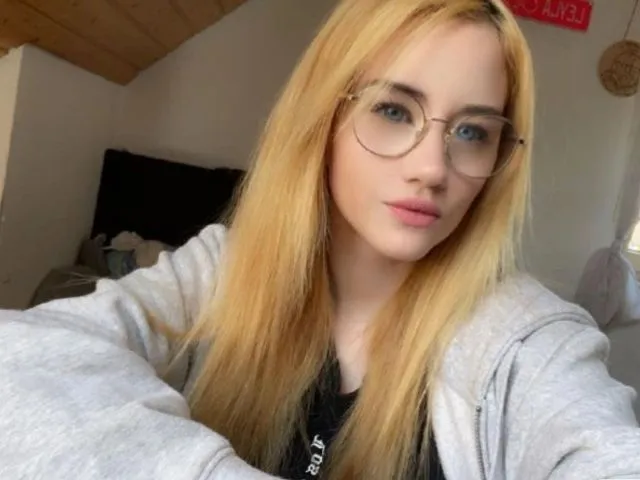 Sexcam von MegganCosplay