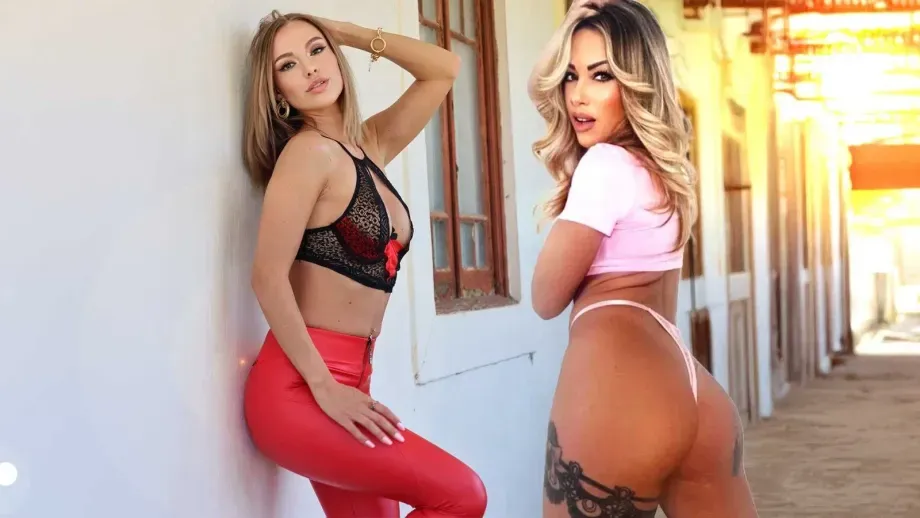 VickyFox+LaBellaAnne