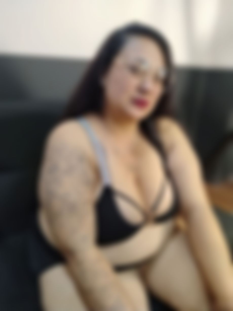 Ava