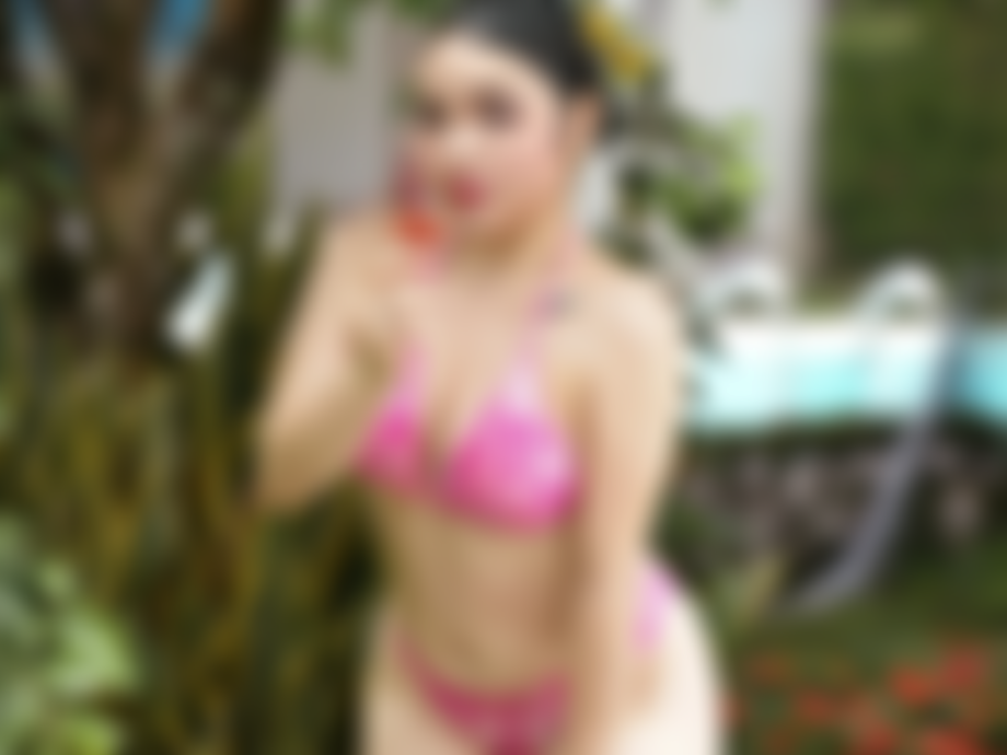 Veroo_Hotlips