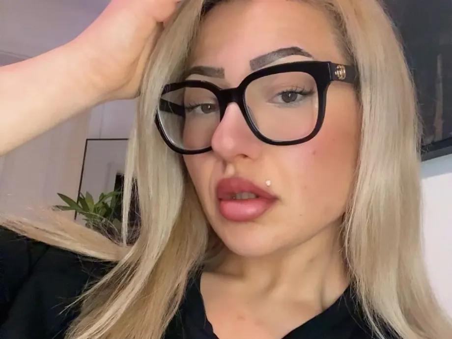 Monaluxe