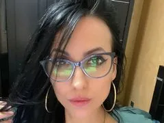 HotBrunette79 LiveCam