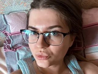 CrystalBlush LiveCam
